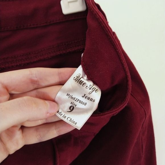 Blue Age Red Distressed Jeans Juinors Size 9 - Picture 5 of 8